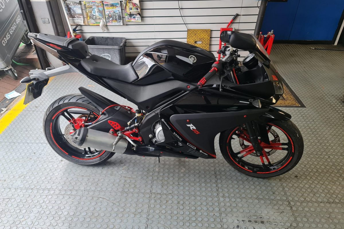 black & red yamaha yzfr 125 for sale